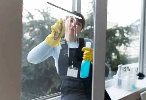 Nettoyage de vitres intérieures et extérieures à Saint-Illiers-le-Bois